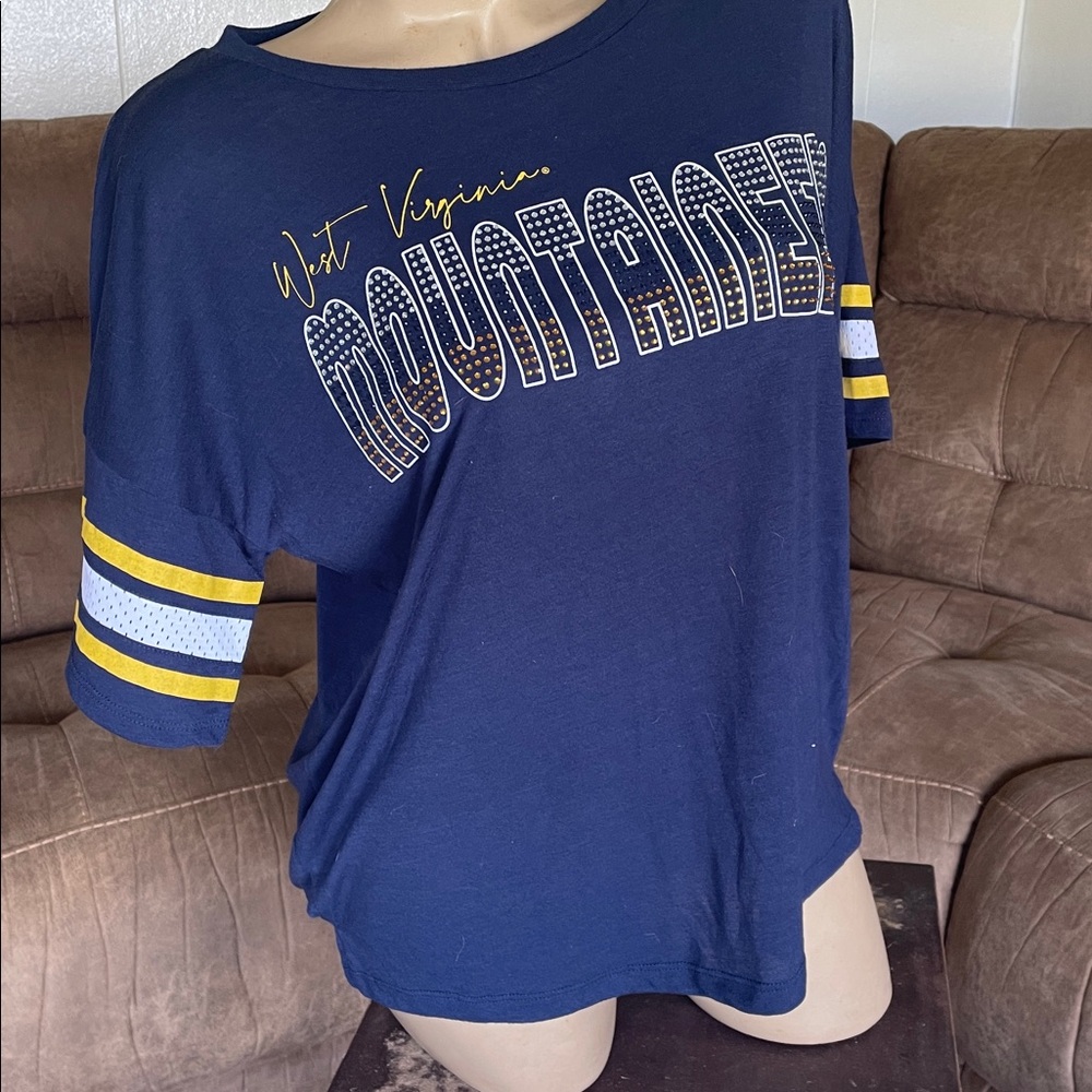Colosseum WV Mountaineer Henley top sz Med